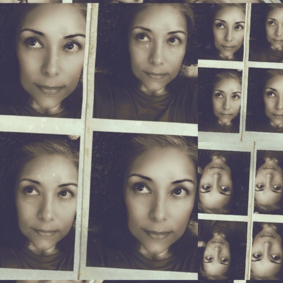 💜🎉 This Is Me 💜🎉 Like To Be Notified Of When I Go Live! - Picture 11 of 14